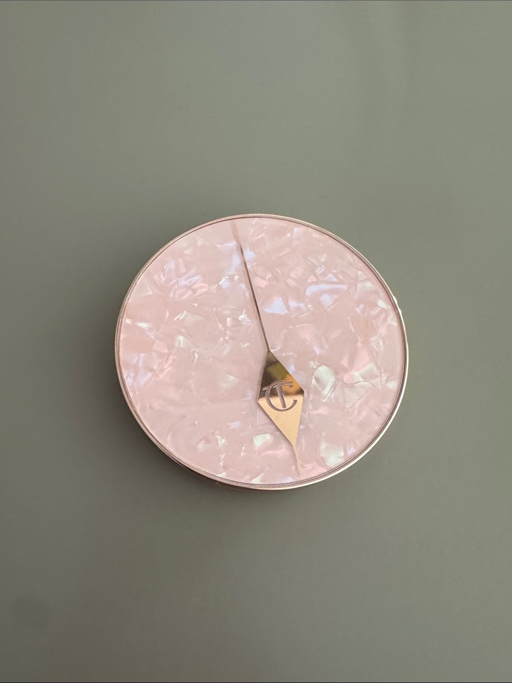 Charlotte Tilbury Pillow Talk Multi-Glow Highlighter in Romance Light
